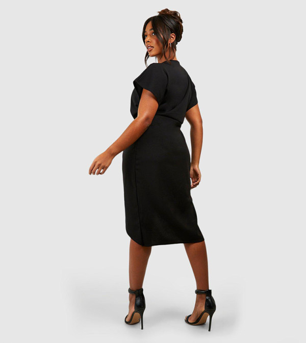 boohoo  Plus Size - Black Dresses