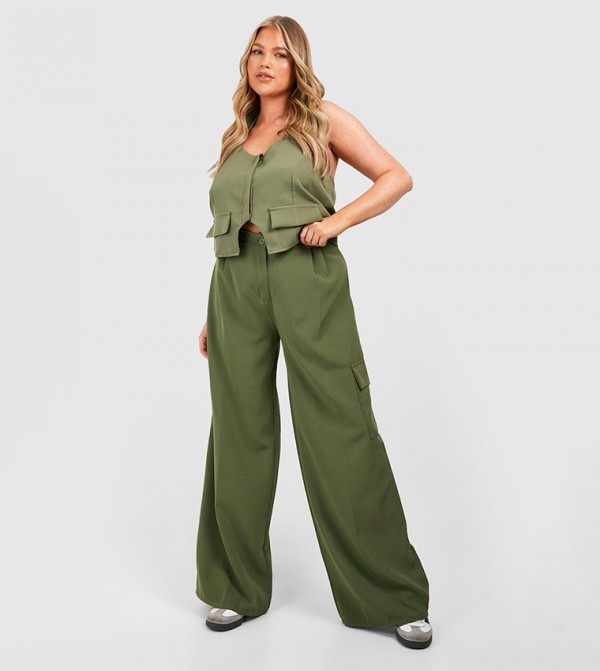 boohoo  Plus Size - Khaki Pants & Leggings