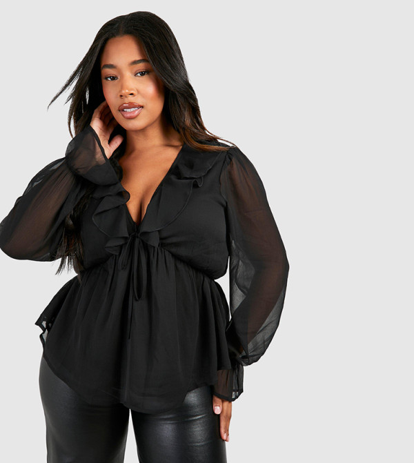 boohoo Plus Size - Black Tops & T-shirts