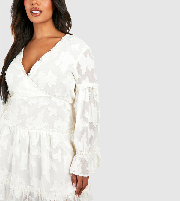 بوهو  مقاس كبير - أبيض فساتين