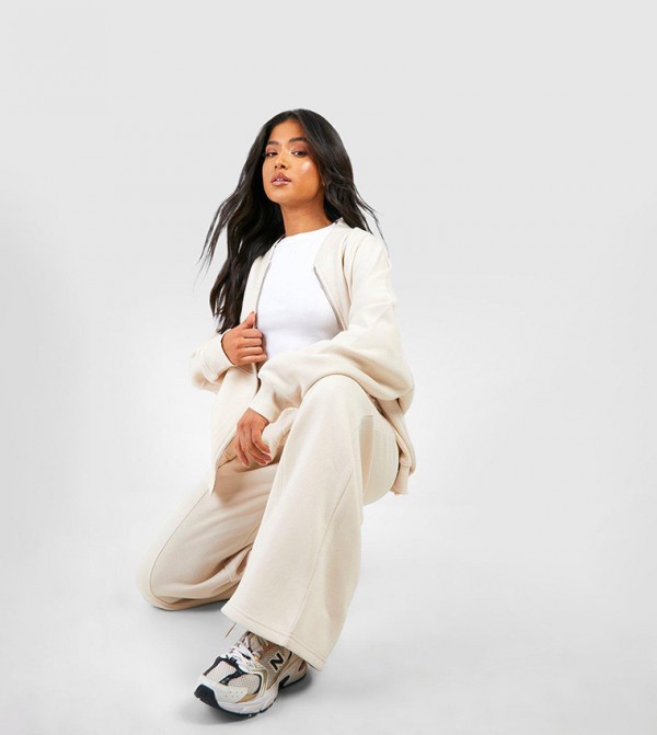 بوهو  ملابس رياضة - بيج بدلة تراك -بدلة مشي