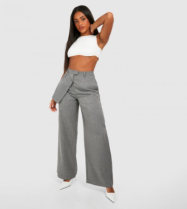 boohoo  Clothing - Grey Regular Pants