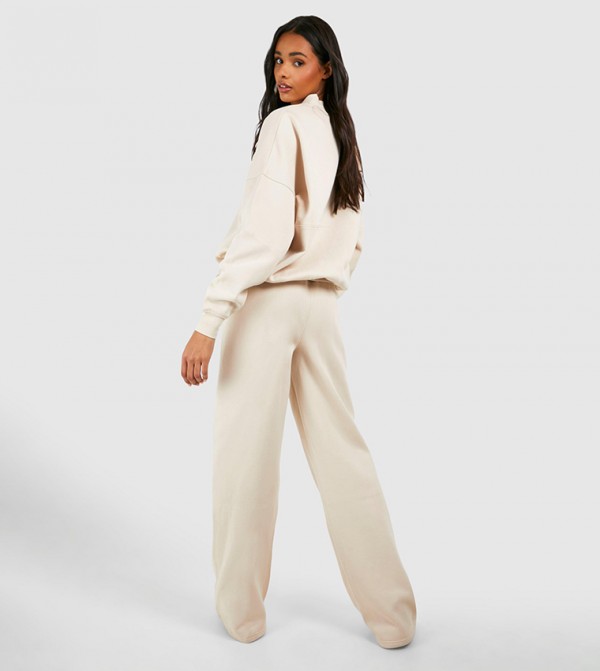 boohoo  Clothing - White Track Suits