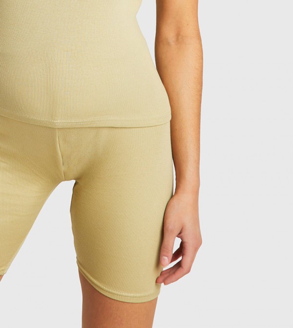 boohoo  Maternity Clothing - Green Shorts