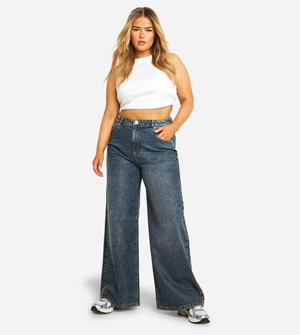 boohoo - Outlet  Clothing - Blue Jeans