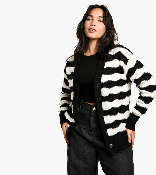 boohoo  Sweaters & Cardigans - Black Sweaters & Cardigans