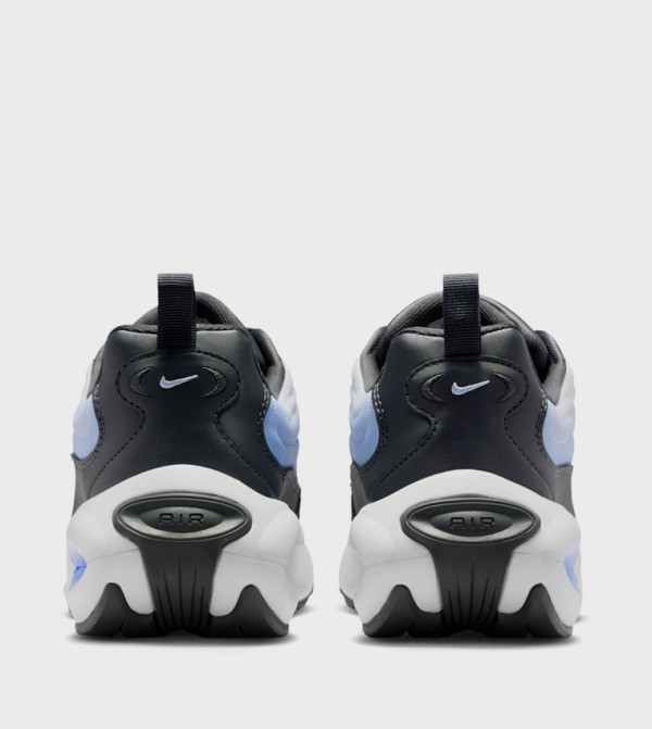 Nike - Multi Low Top