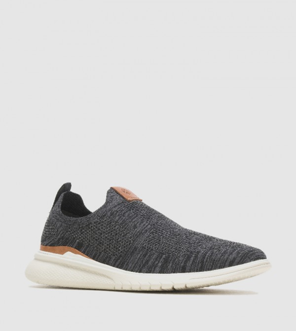 Hush Puppies Hush Puppies - Black Casual Slip on