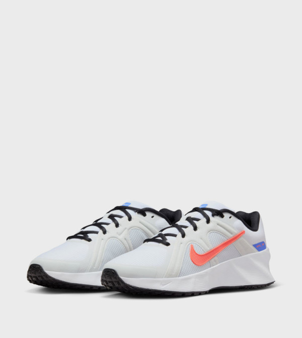 Nike  - White Low Top