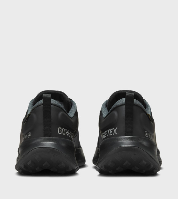 Nike  - Black Running Shoes