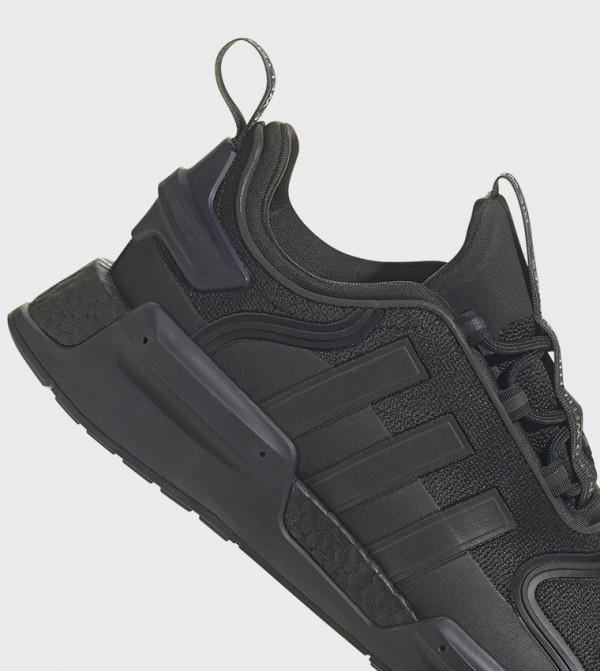 Adidas Sneakers - Black Low Top