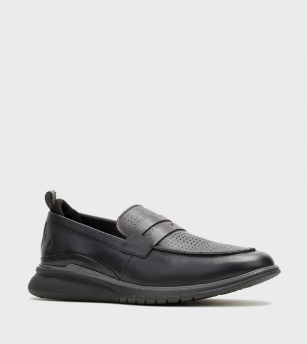 Hush Puppies  Slip-ons - Black undefined