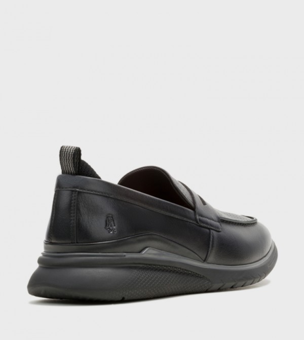 Hush Puppies  Slip-ons - Black undefined