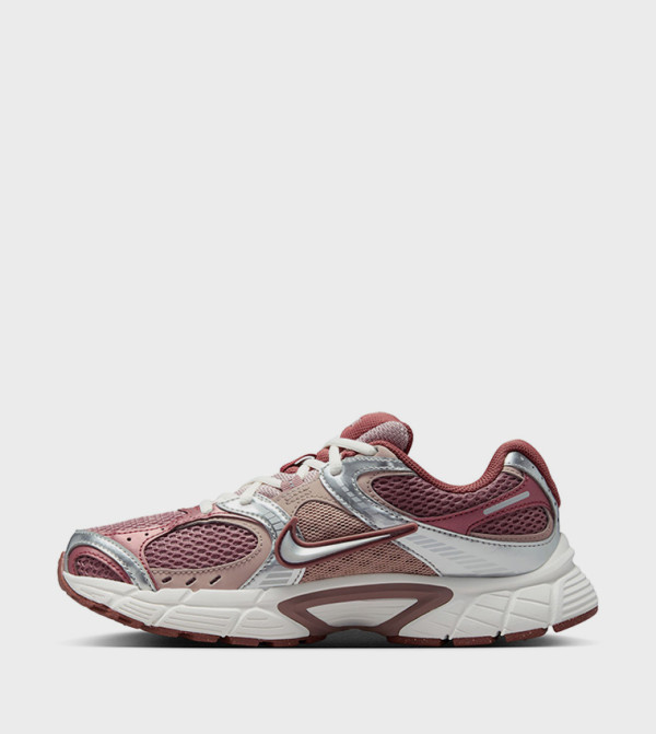 Nike  Shoes - Brown Low Top