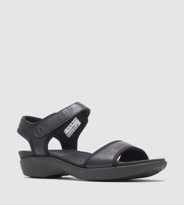 هاش بابيز هاش بابيز - أسود Flat Sandals