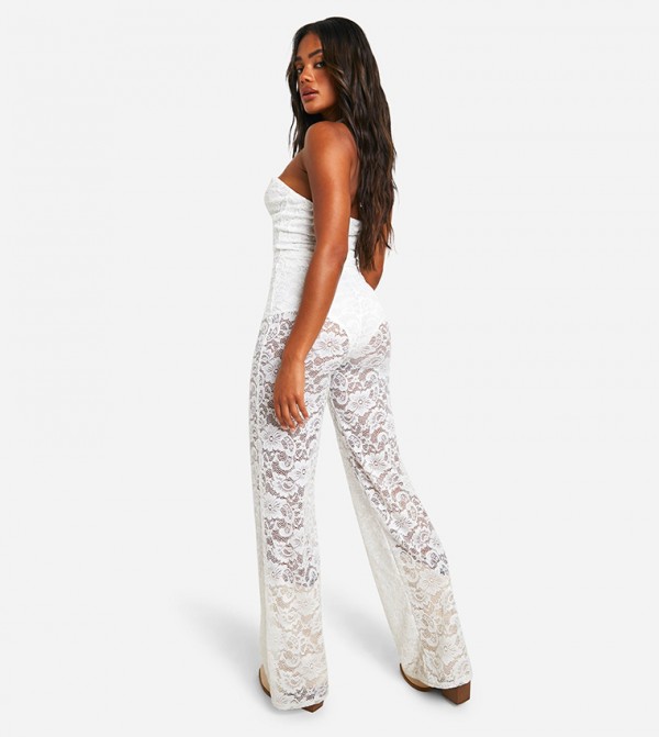 boohoo  - White Jumpsuits