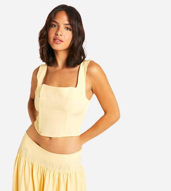 boohoo two the classics ss25 - Yellow Cropped Tops
