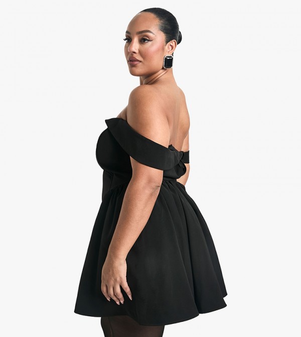 boohoo  - Black Dresses