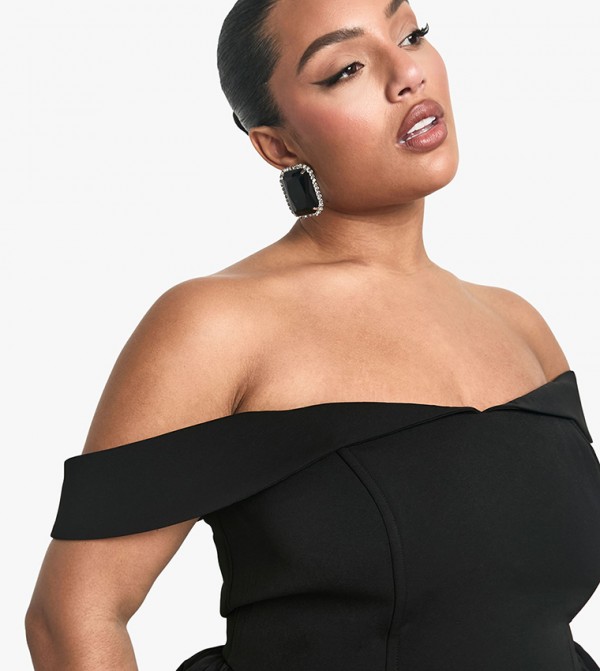 boohoo  - Black Dresses