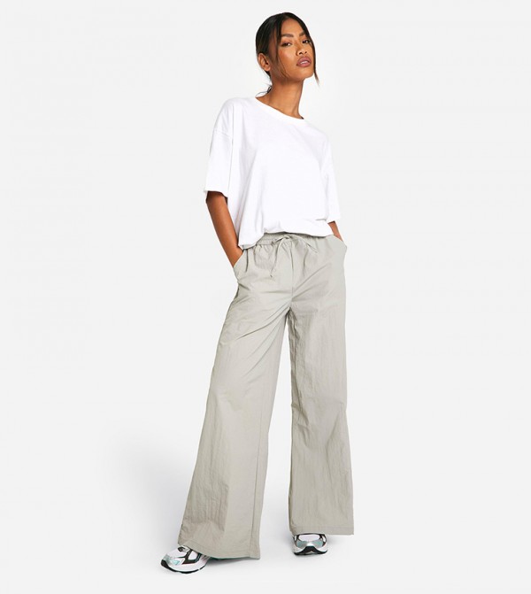 boohoo  Clothing - MOCHA Casual Pants