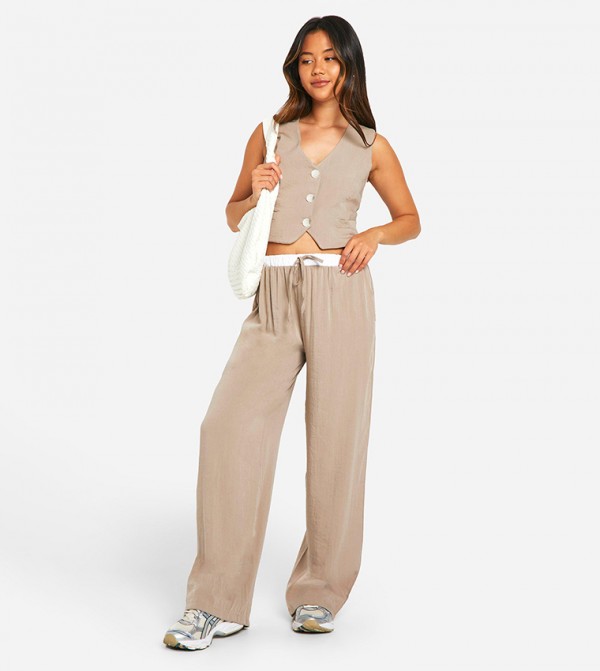 boohoo  Clothing - Beige Waistcoats