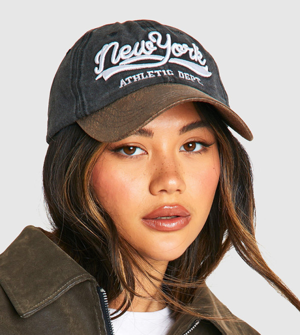 boohoo  Caps & Hats - Grey Baseball Caps