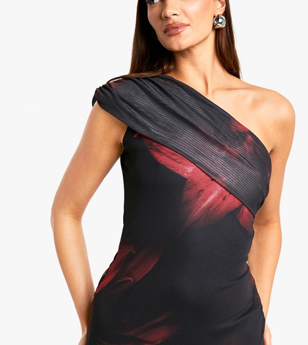 boohoo  Party Dresses - Black Party Dresses