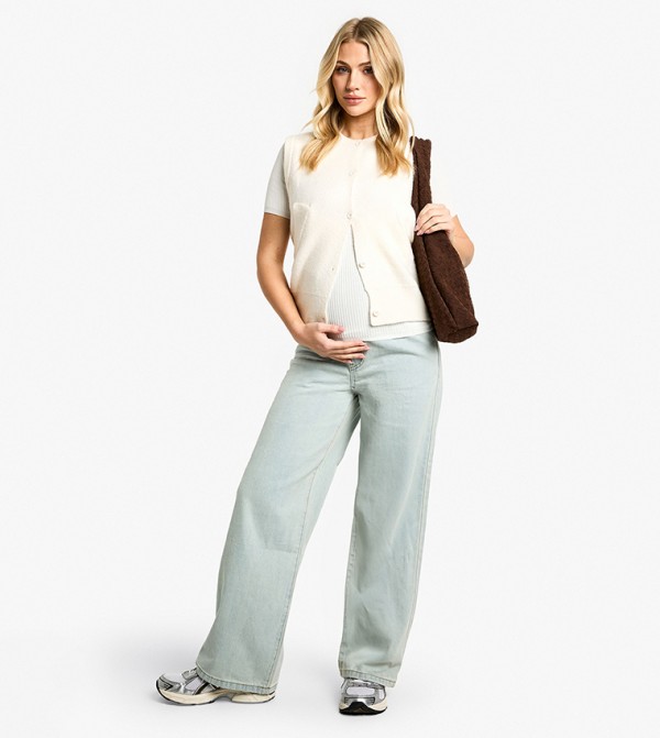 boohoo  Maternity Clothing - Light Blue Jeans