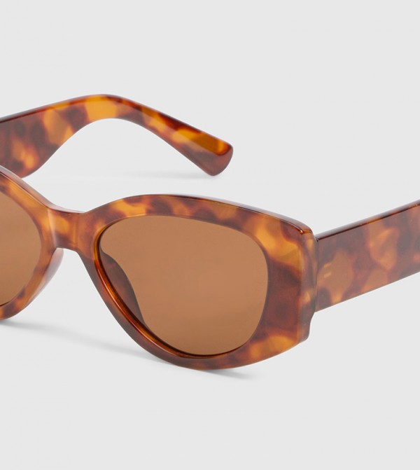 boohoo  Sunglasses - Brown undefined