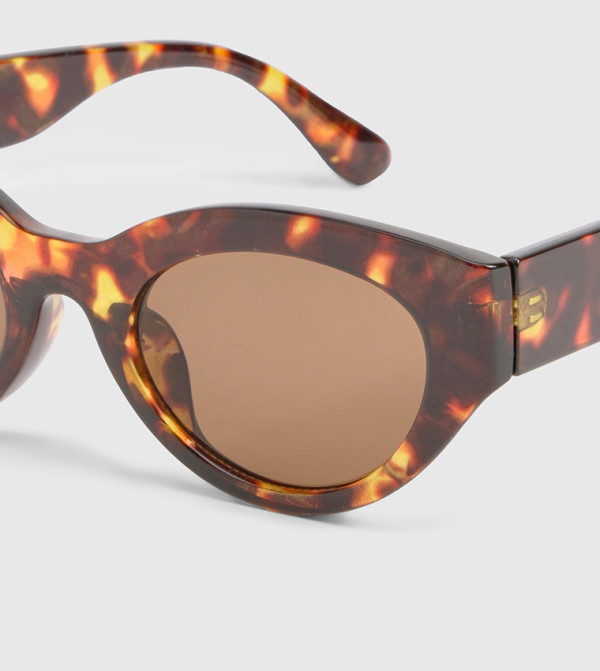 boohoo  Sunglasses - Brown undefined