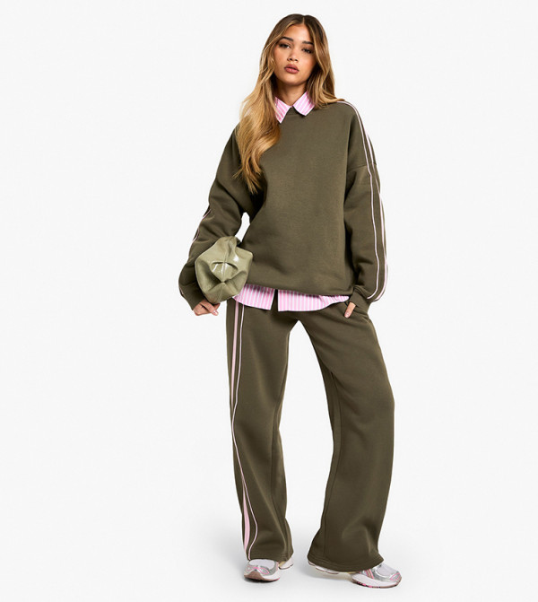 boohoo  Hoodies & Sweatshirts - Olive Sweatshirts
