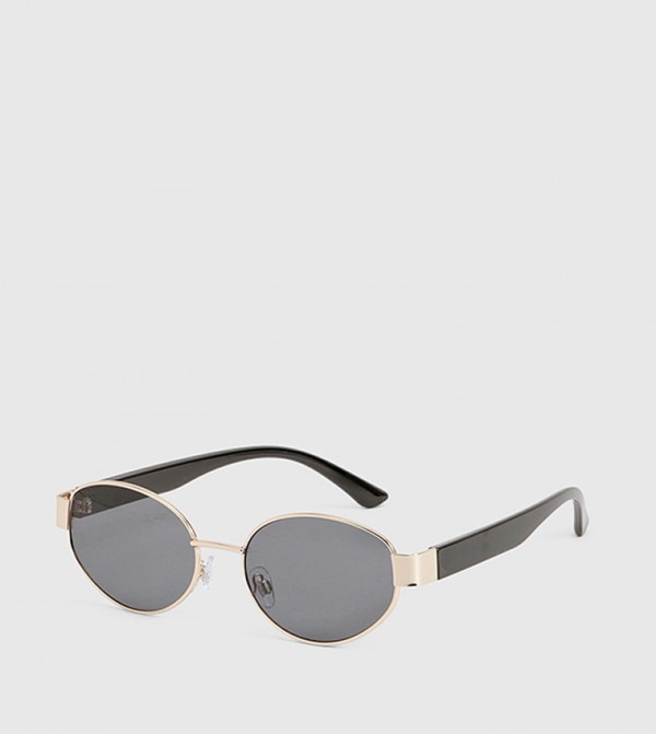 boohoo  Sunglasses - Black undefined