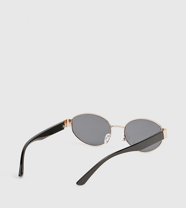 boohoo  Sunglasses - Black undefined