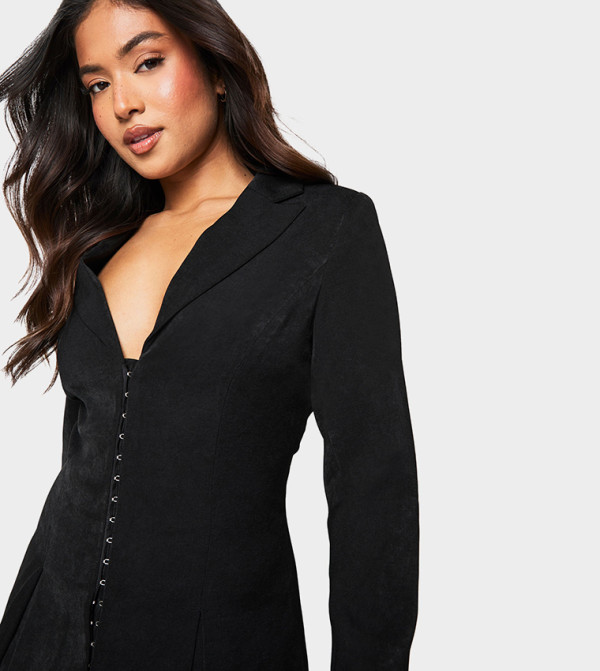 boohoo  - Black Mini Dresses