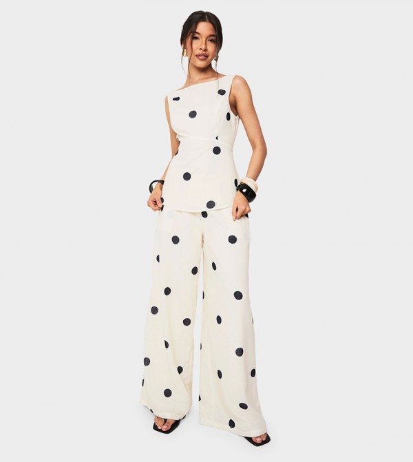 boohoo  Pants & Leggings - White Casual Pants