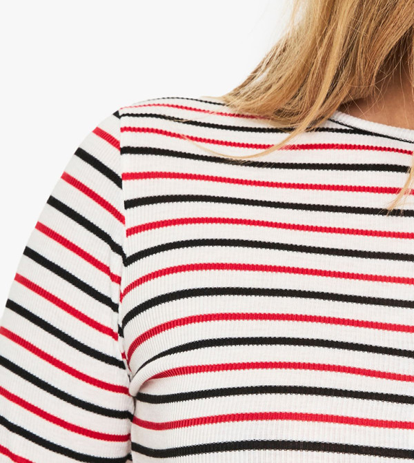 boohoo Clothing - Red Cropped Tops