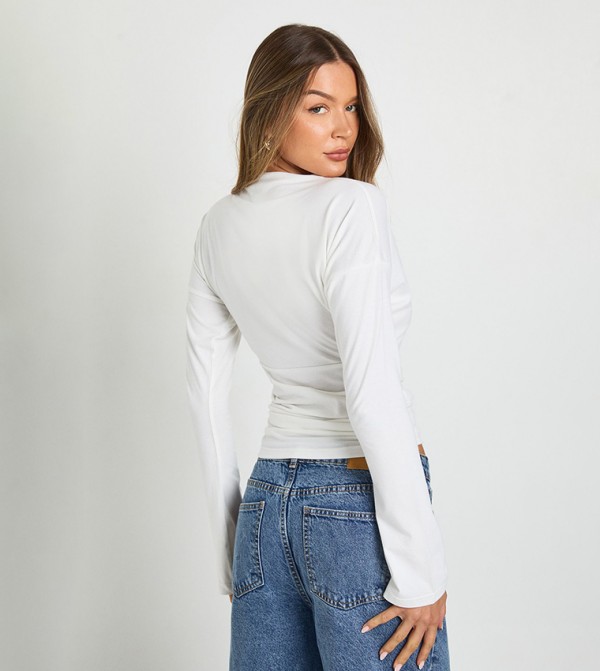boohoo Long Sleeve T-Shirts - White Long Sleeve T-Shirts