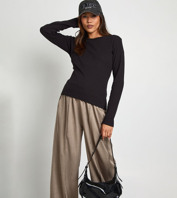 boohoo  Clothing - Black Tops & T-shirts