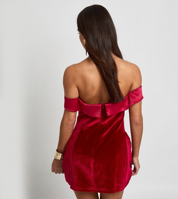 boohoo - Red Mini Dresses