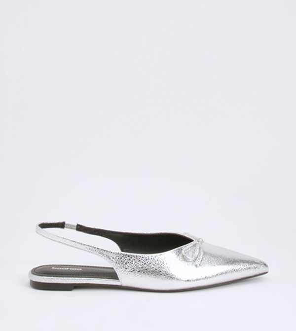 boohoo  Flat Shoes - Silver undefined