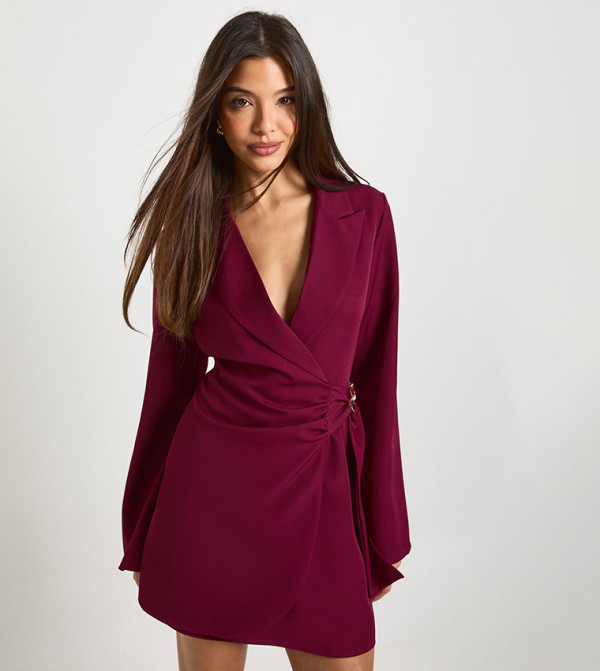 boohoo  - Red Mini Dresses