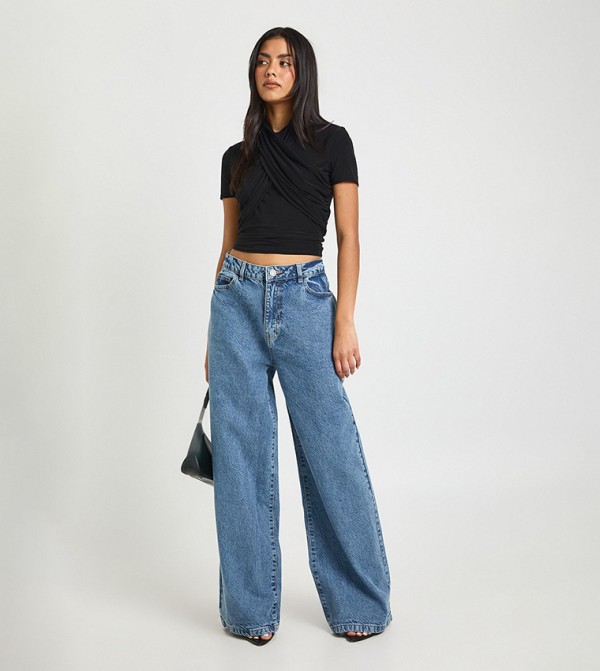 boohoo boohoo - Black Cropped Tops