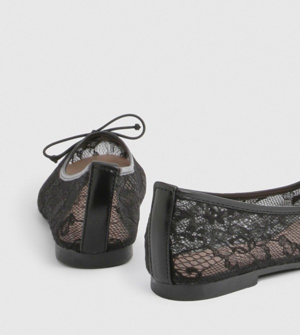 boohoo  Shoes - Black undefined