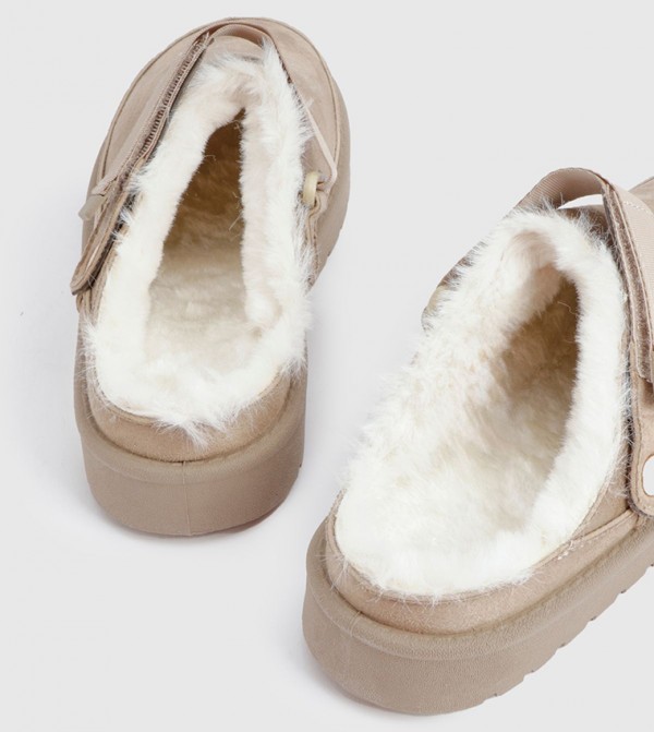 boohoo - Beige Casual Slip-ons