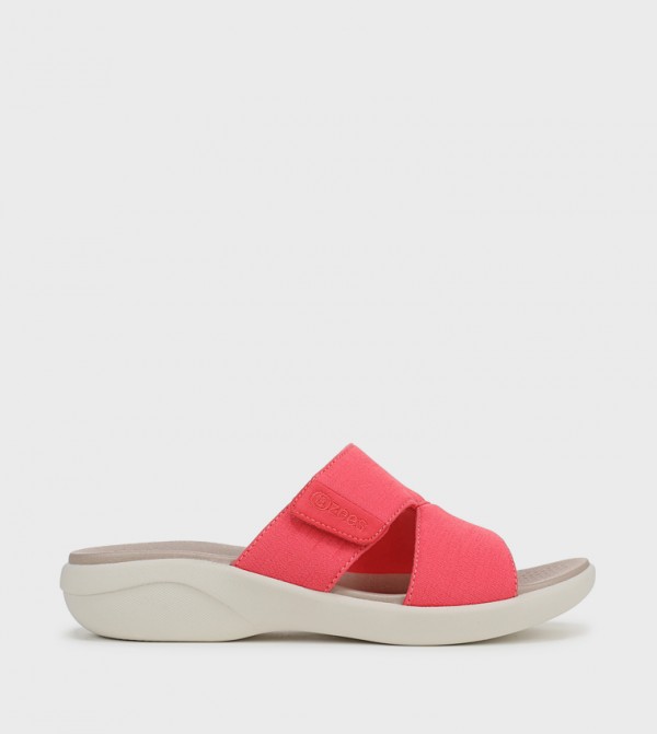 بيزيس بيزيس - لون مرجاني  Flat Sandals