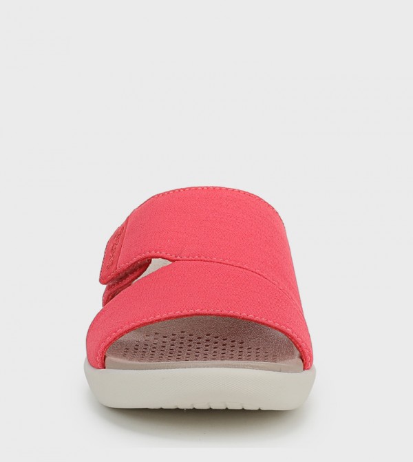 بيزيس بيزيس - لون مرجاني  Flat Sandals