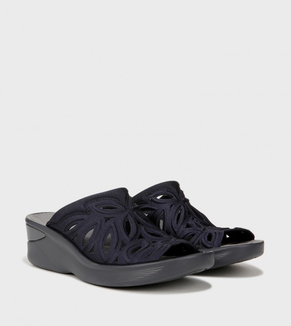 Naturalizer outlet navy shoes