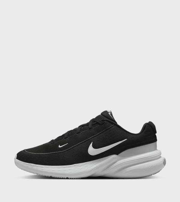 Nike  Sneakers - Black Low Top