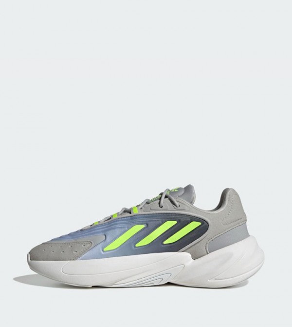 اديداس  أحذية سنيكرز - رمادي أحذية برقبة منخفضة 