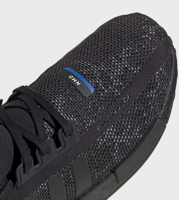 اديداس اديداس - أسود أحذية برقبة منخفضة